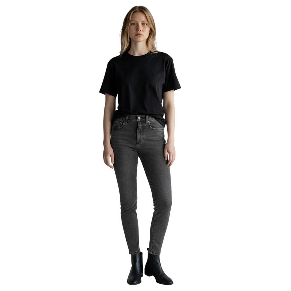 Everlane High Rise Gray Wash Skinny ankle jeans-size 28